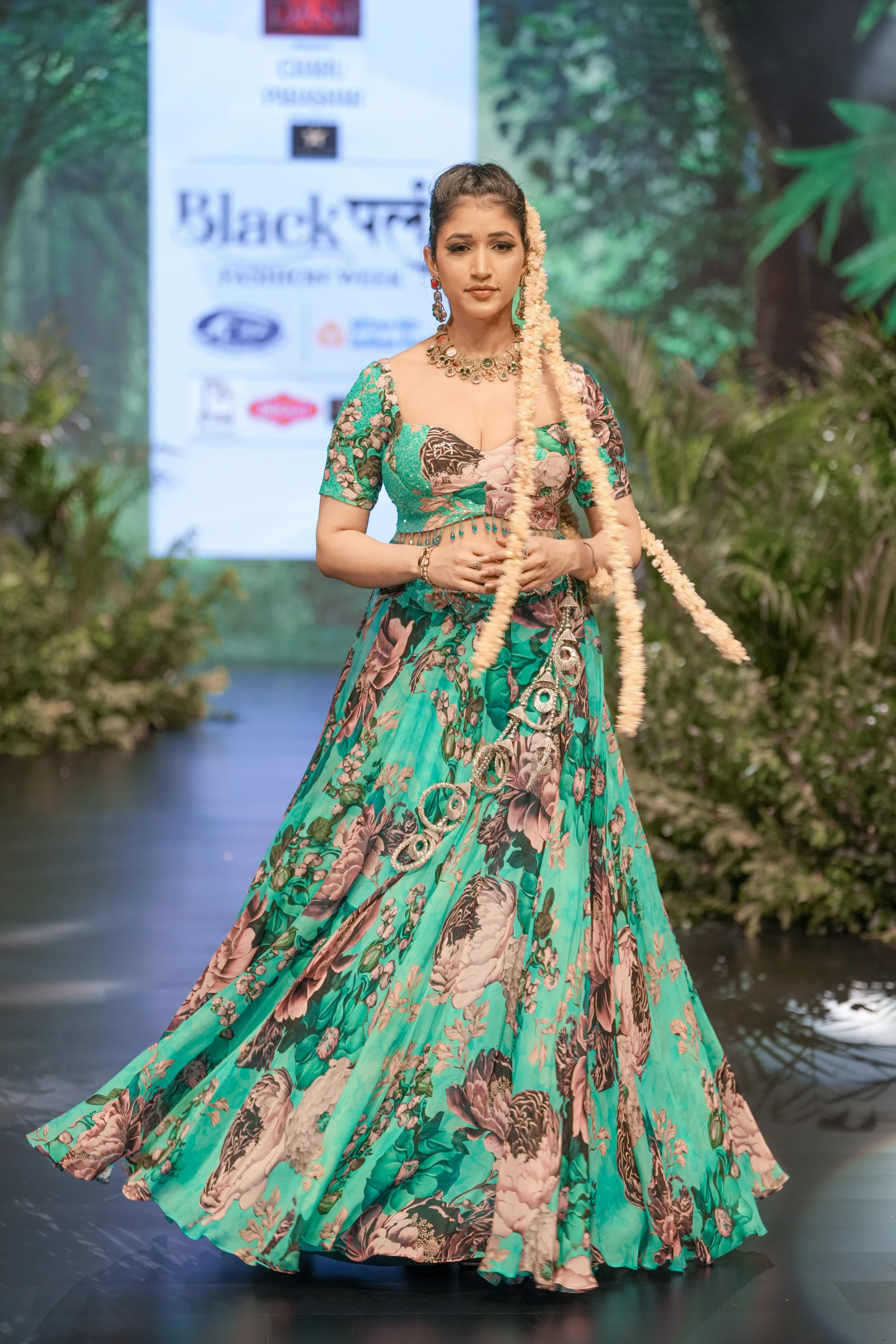 Charu Parashar - Look 6