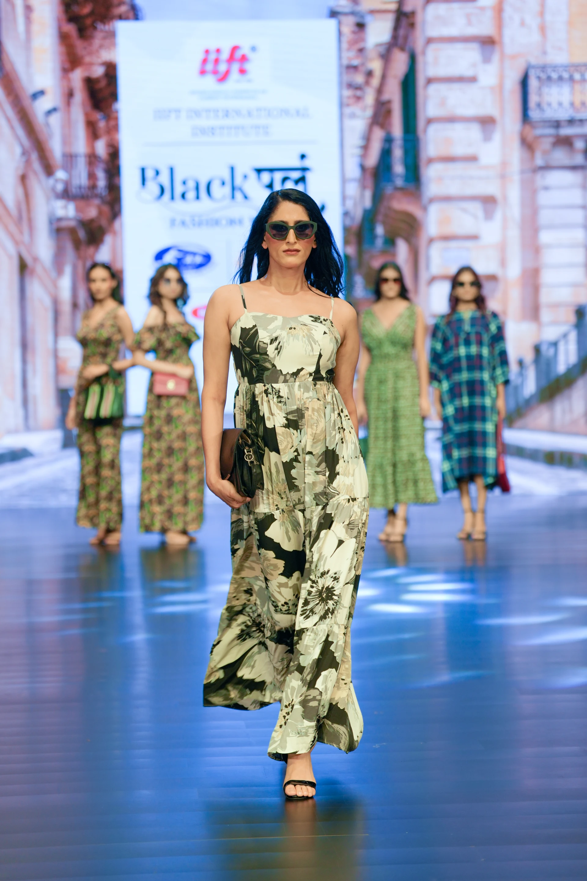 IIFT International Institute - Look 1