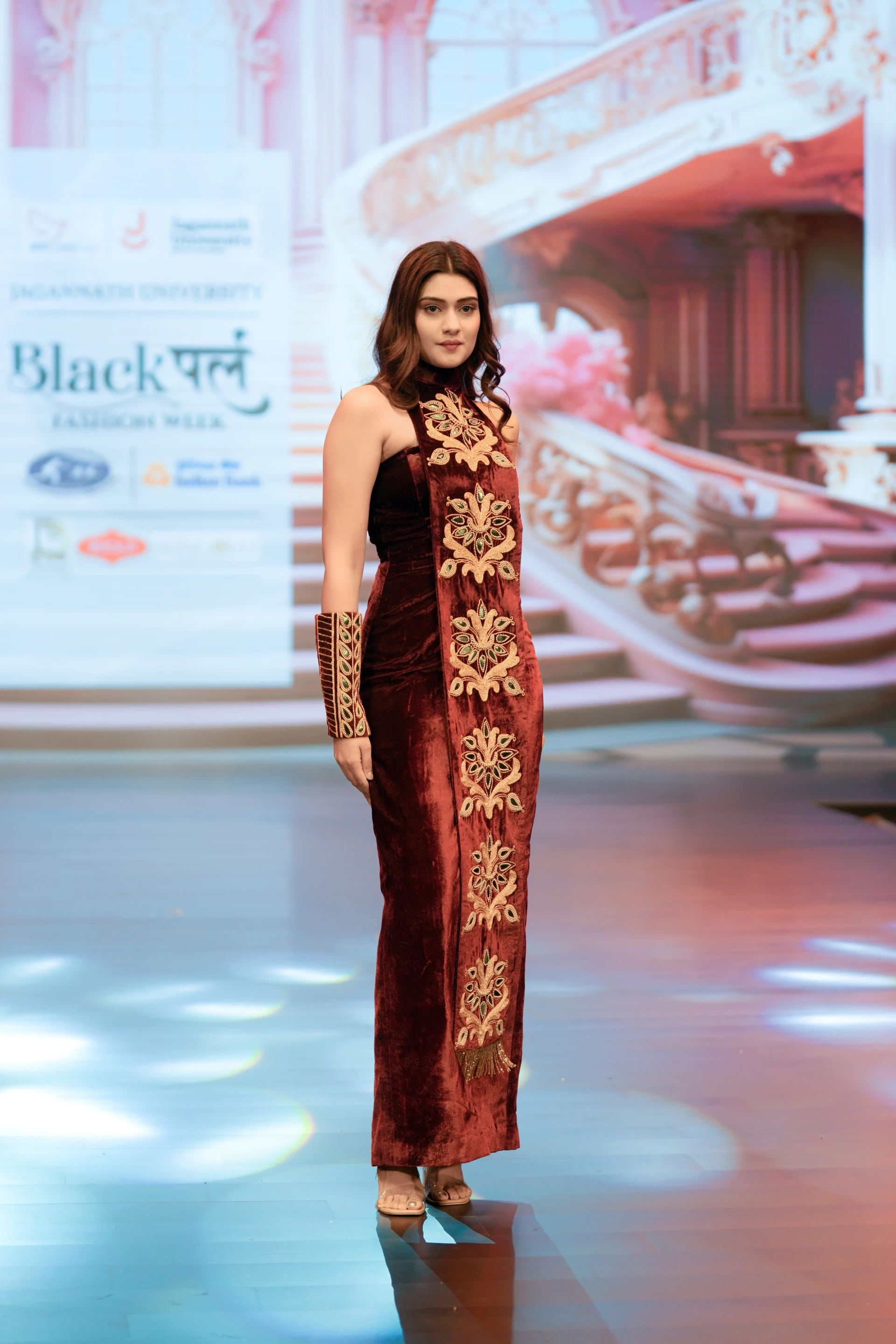Jaganath University - Look 2