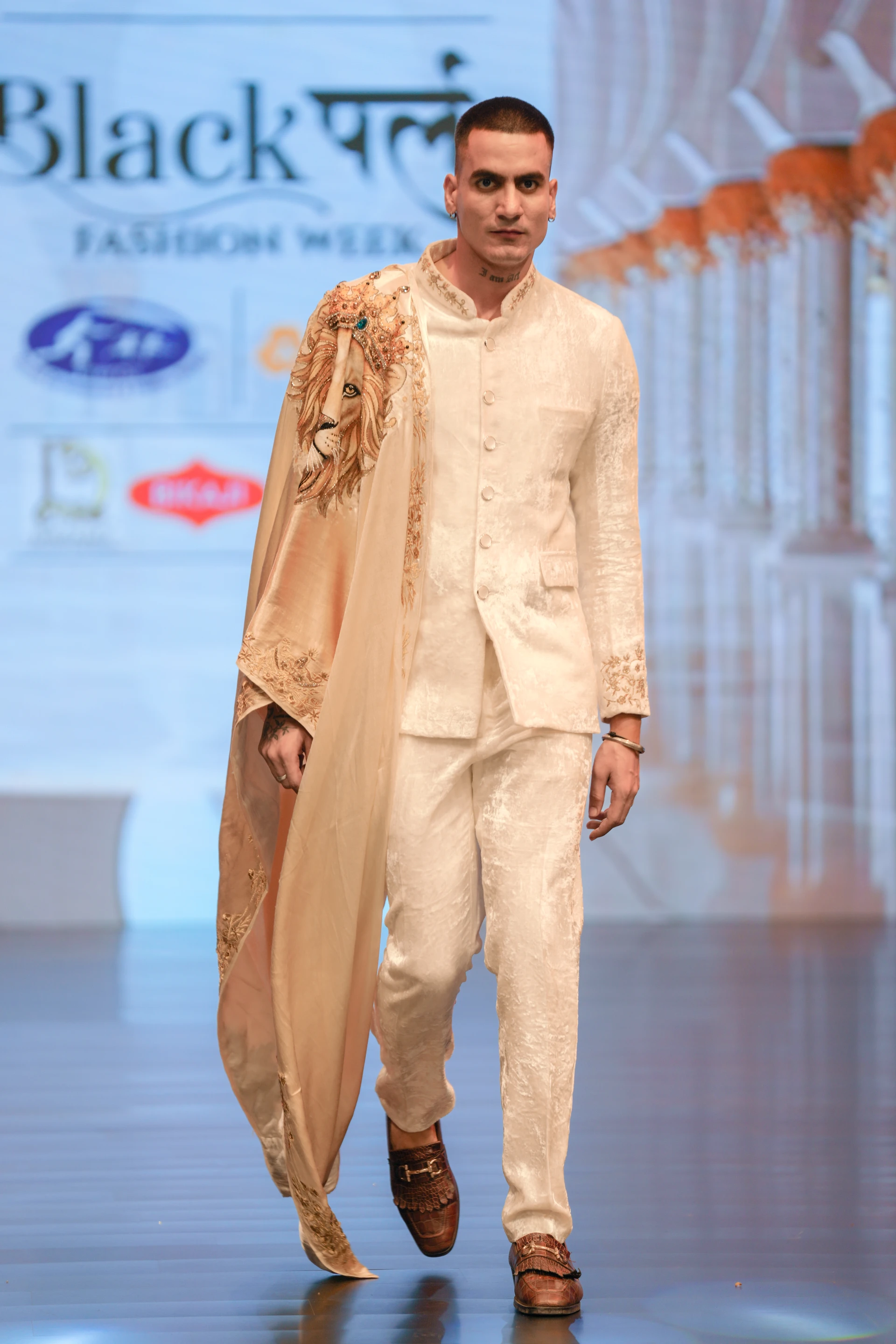Jaganath University - Look 6