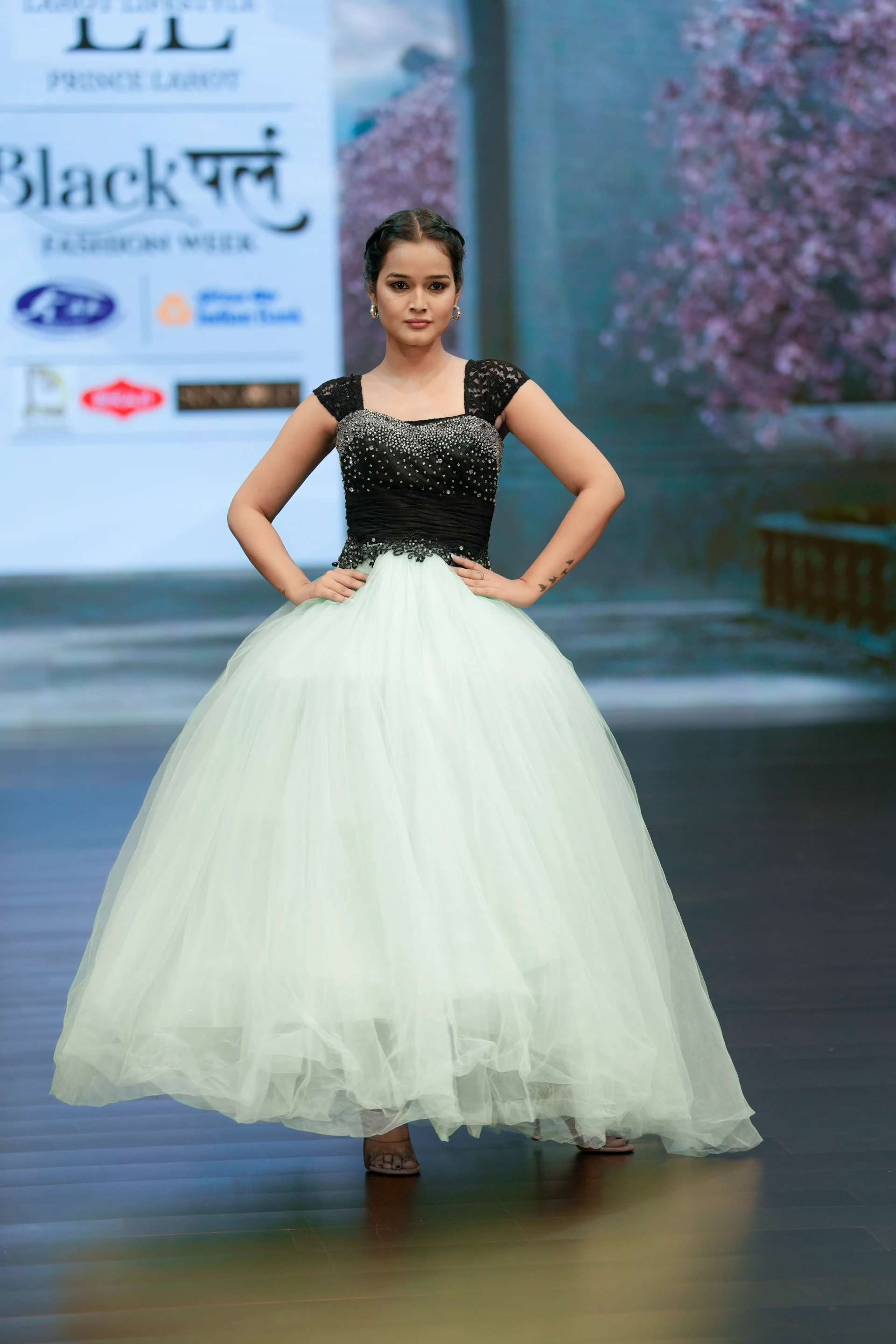 Prince Lahot - Look 7