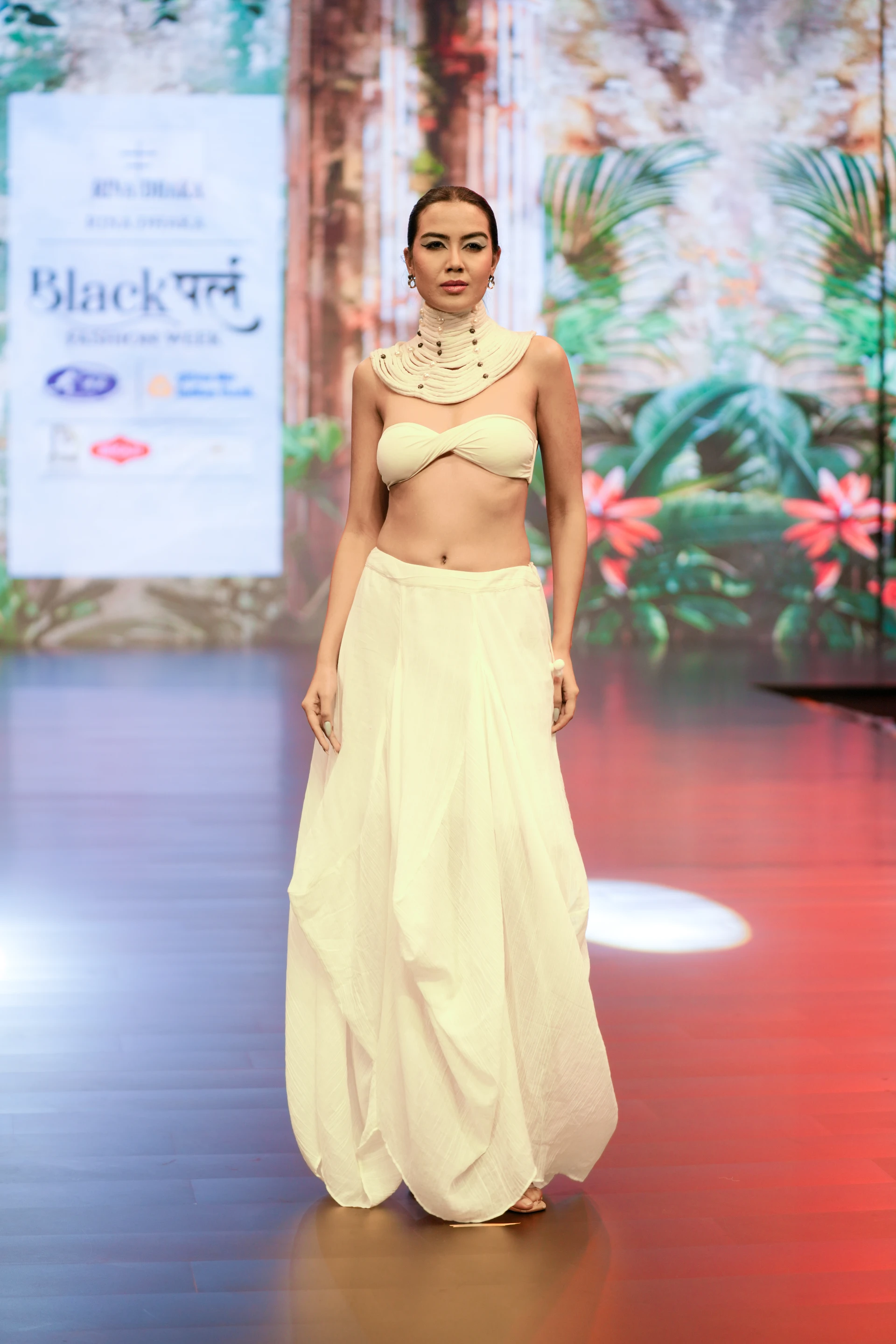 Rina Dhaka - Look 5