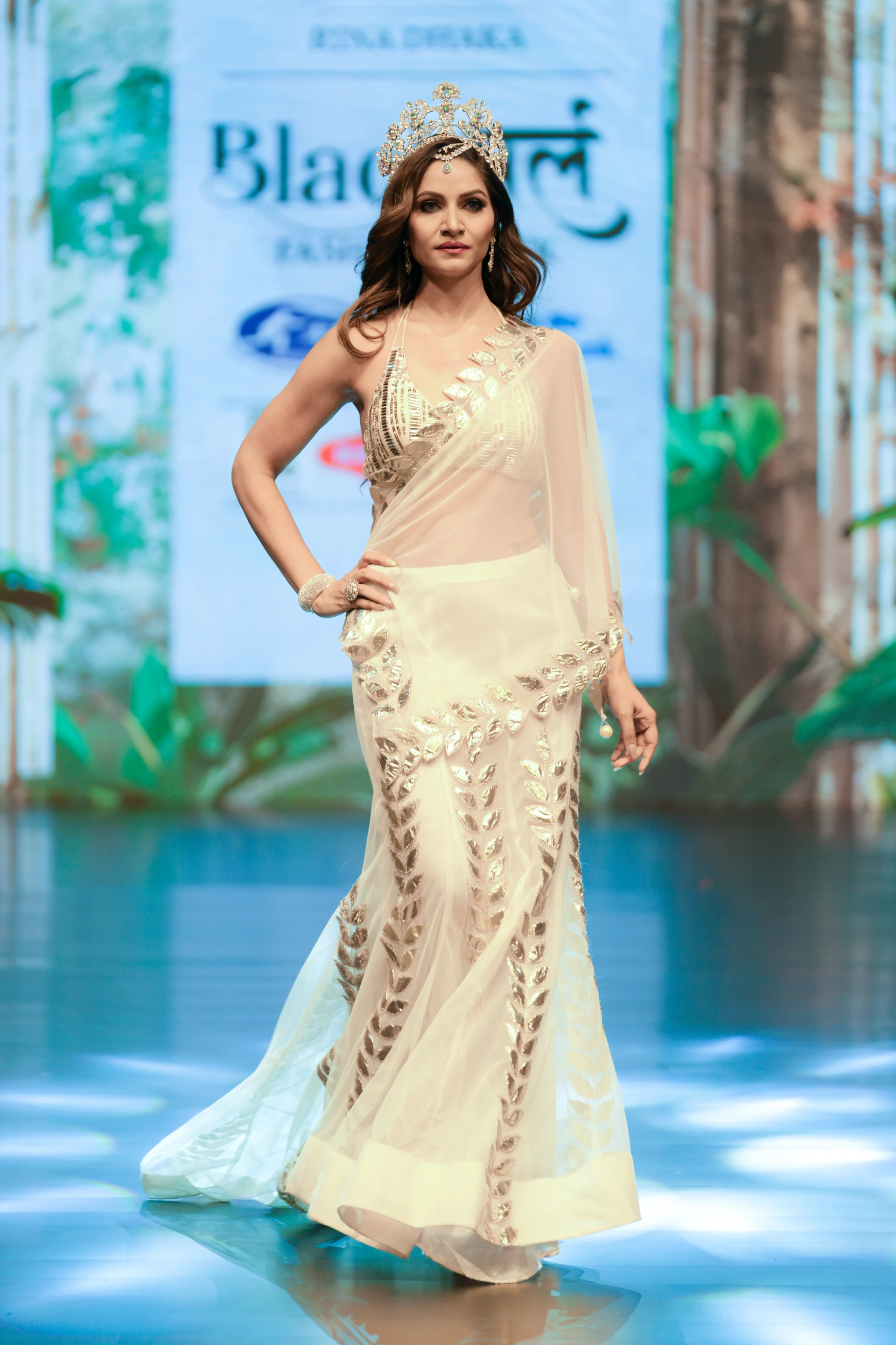 Rina Dhaka - Look 8