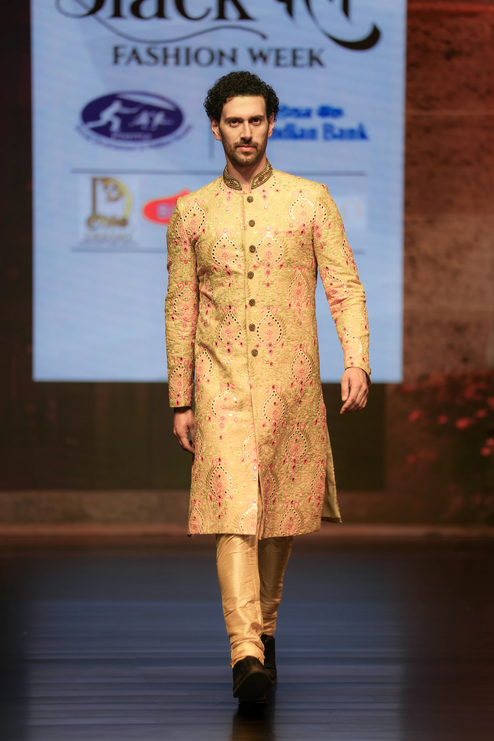 Sahid Afridi - Look 6