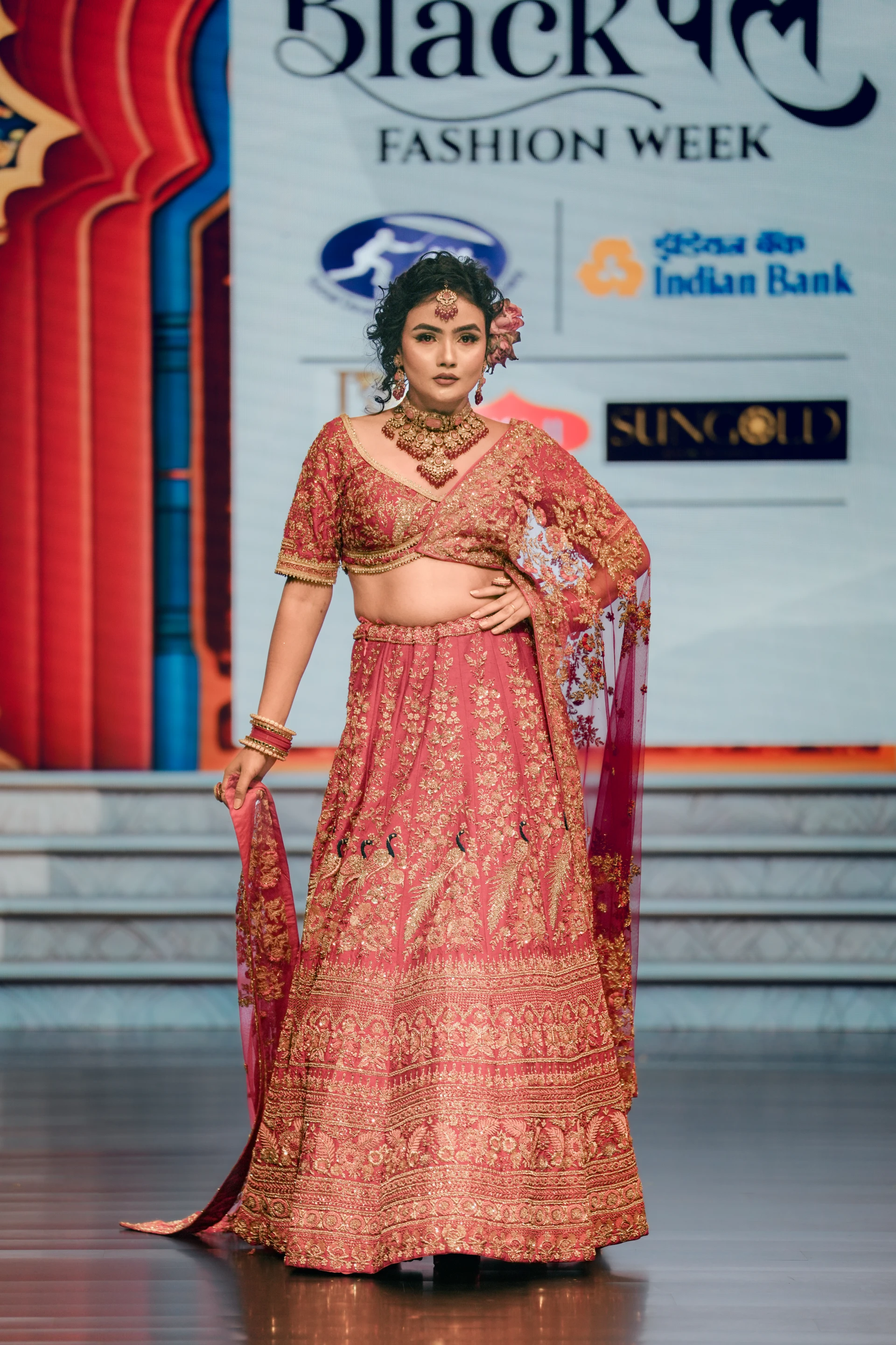 UK International - Look 1